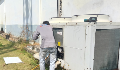 VỆ SINH MÁY LẠNH TẠI HÓC MÔN