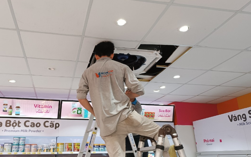 Dịch vụ vệ sinh máy lạnh tại Tp.HCM