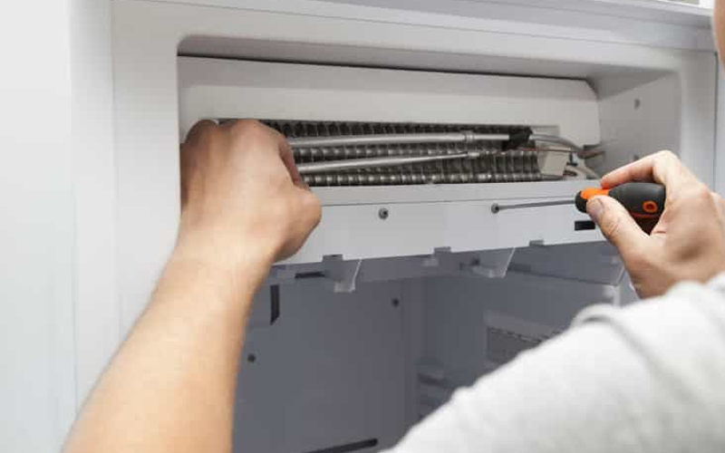 Sửa tủ lạnh không làm đông nước đá