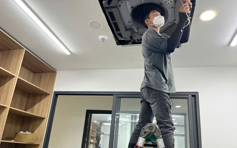 Tháo lắp di dời máy lạnh chuyên nghiệp tại TPHCM